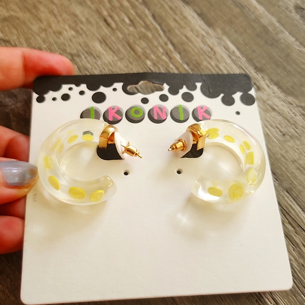 Ikonik Lemon Earrings